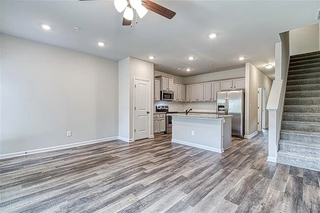 Photo - Room in Townhome on Bayrose Cir