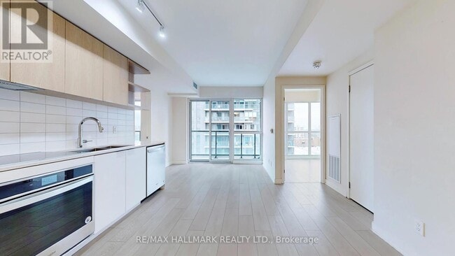 Photo - 6 Sonic Way Unit 808