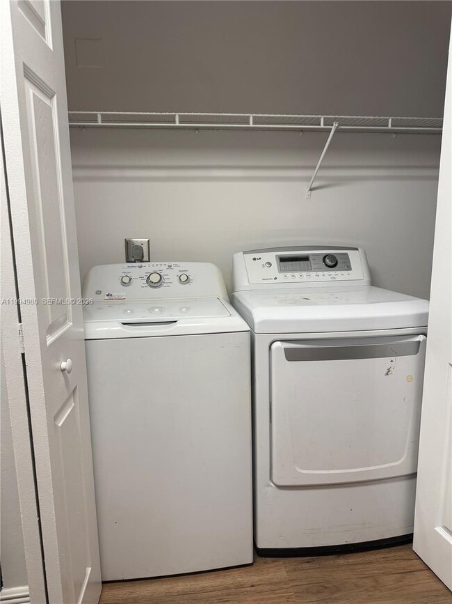 Photo - 6272 NW 186th St Unidad 307