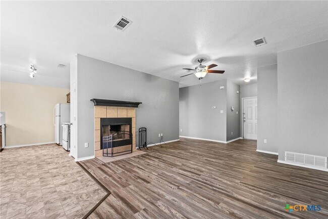 Photo - 1908 Cline Dr