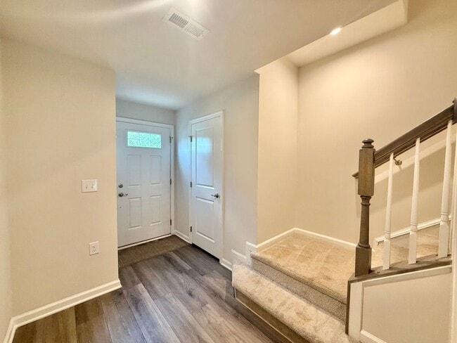 Photo - 1130 Romeria Dr