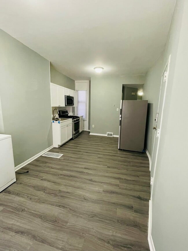 Photo - 2831 W Oxford St Unit 1