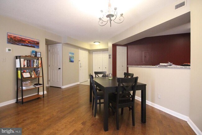 Photo - 1200 Braddock Pl Unit 312