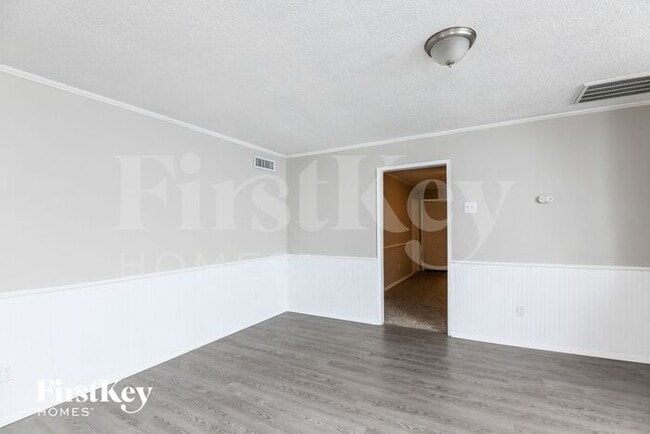 Photo - 3630 Williamsburg Dr House