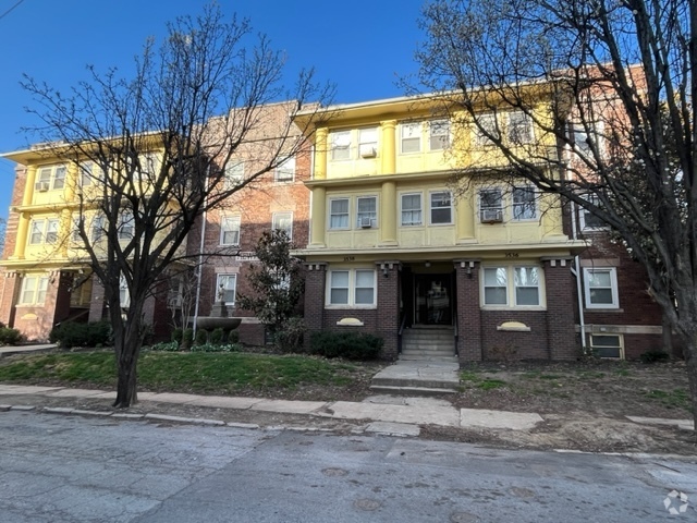 Building Photo - The Newport Apartments