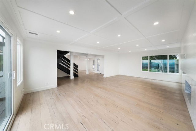 Photo - 303 E Avenida Cordoba