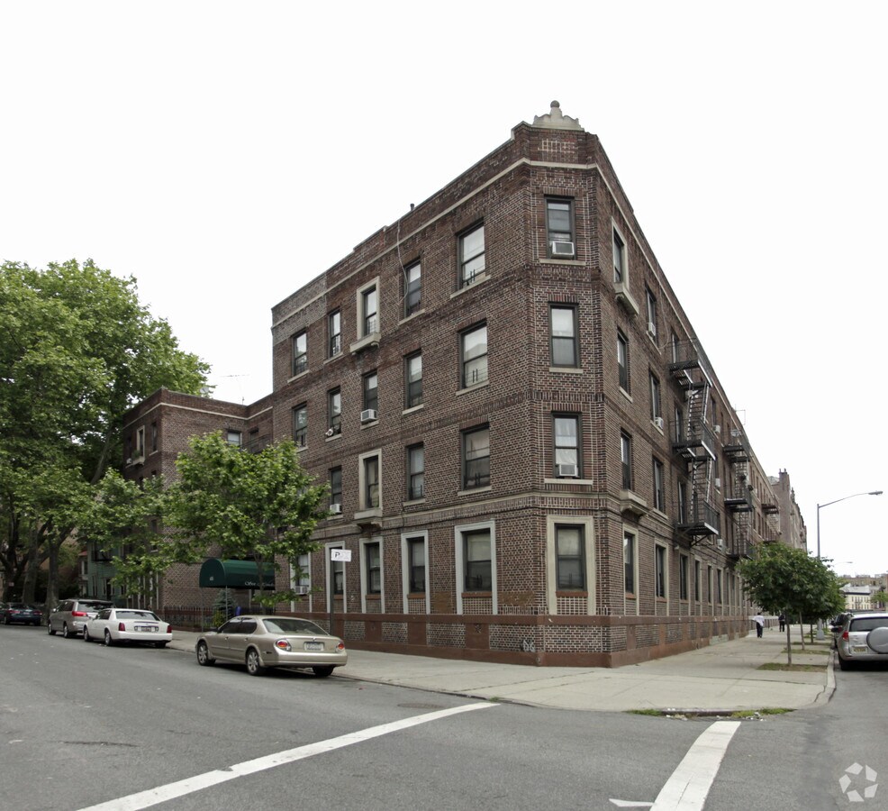 635 E 21st St - 635 E 21st St