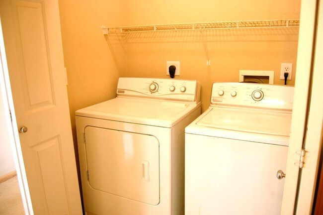 Photo - 1815 SW White Birch Cir Unit 12