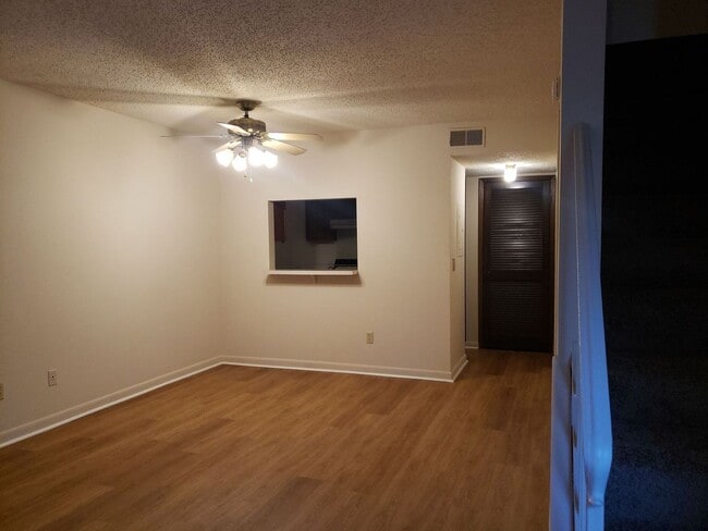 Photo - 1 Bedroom, 1.5 Bath Townhouse Unit 314J