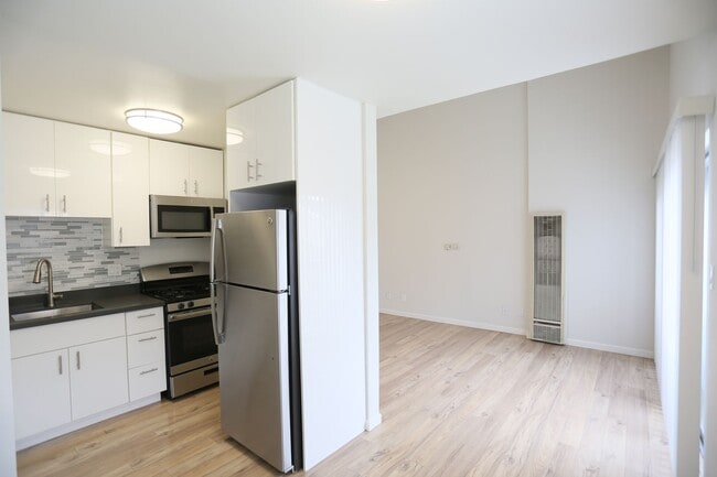 Photo - 301 Jayne Ave Unit 1