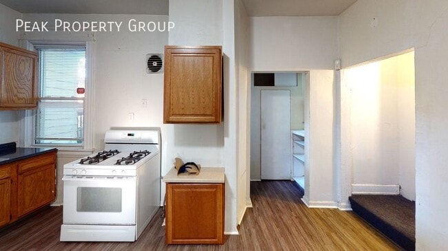 Photo - 2535 Vestry Ave