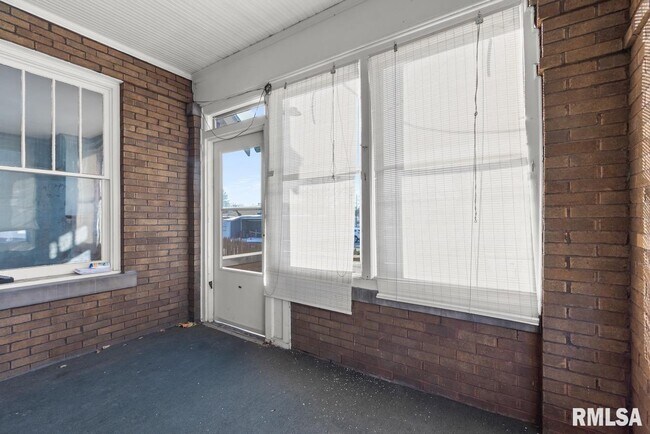 Photo - 1816 W Callender Ave