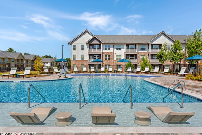 The Averly Collins Hill - The Averly Collins Hill Apartments