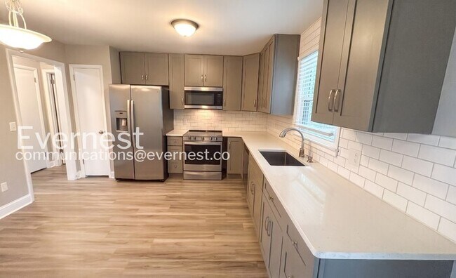 2203 Southpark Blvd SW