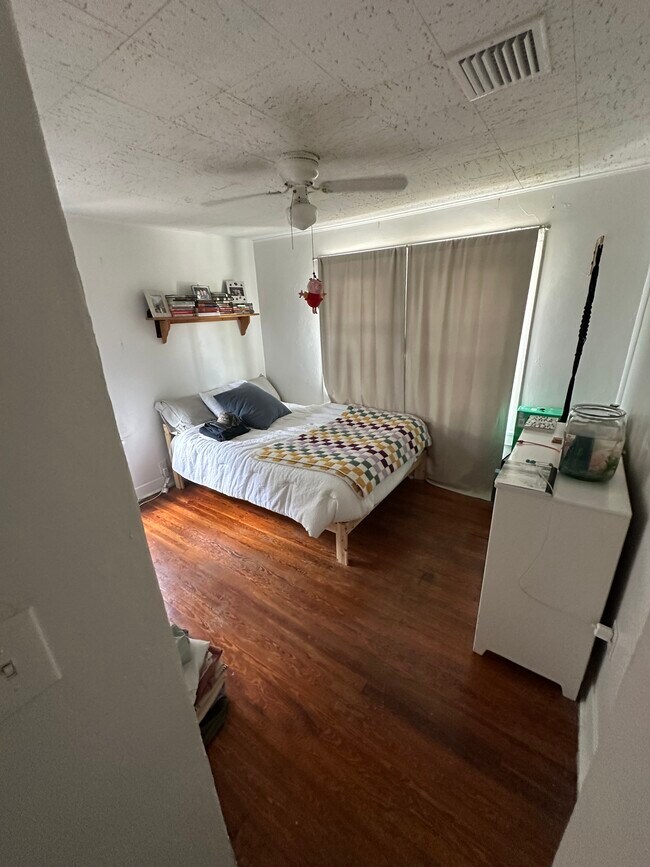 Photo - 730 24th Ave N Unit B