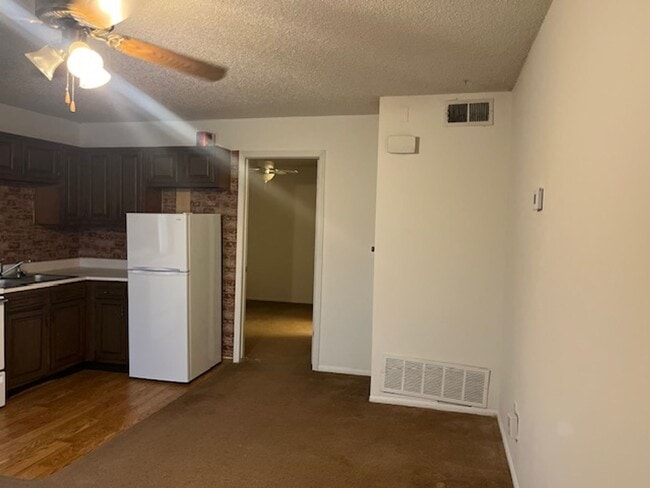 Photo - Location is everything! 1 bed 1 bath Bentonville