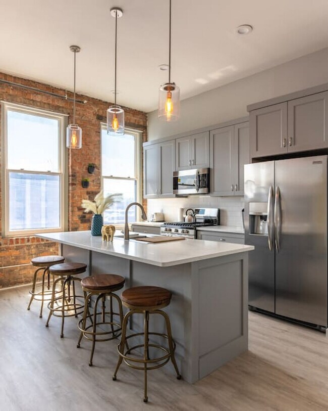 Photo - 1906 Elm St Unit ID1056051P