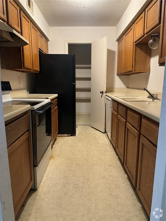 Building Photo - 9700 Leawood Blvd Unit 2102 Rental