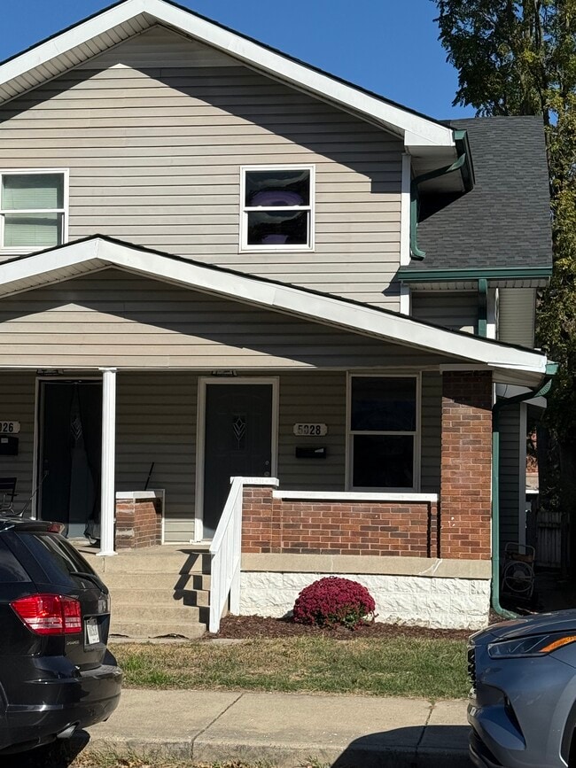 Photo - 5028 E New York St Unidad 5028