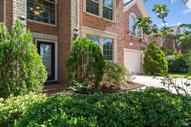 3531 Shoreview Ln