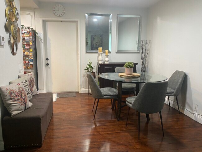 Photo - 9601 Woodman Ave Unit 2