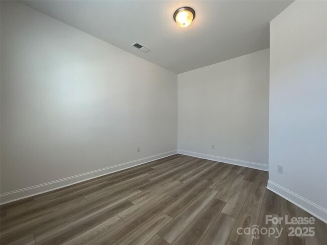 Photo - 15340 Ballancroft Pkwy