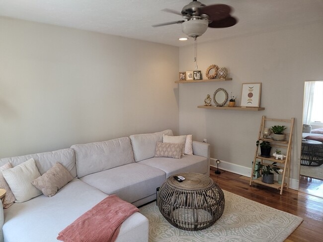 Photo - 56 Telegraph St Unit 1