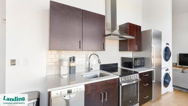 Photo - 135 Adams St Unit 506.1407462