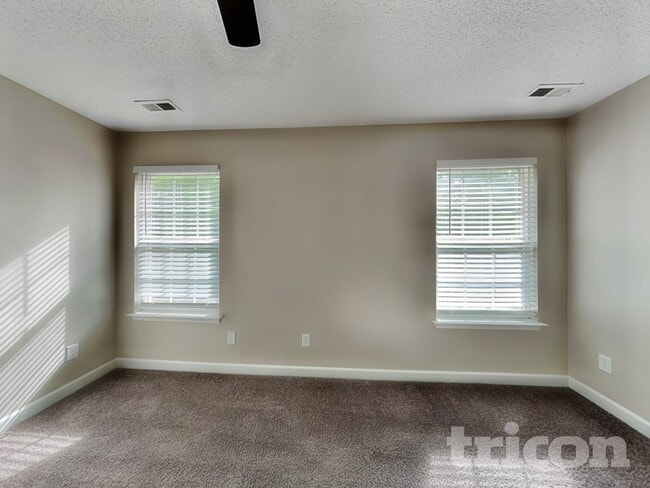 Photo - 1024 Crowders Woods Dr