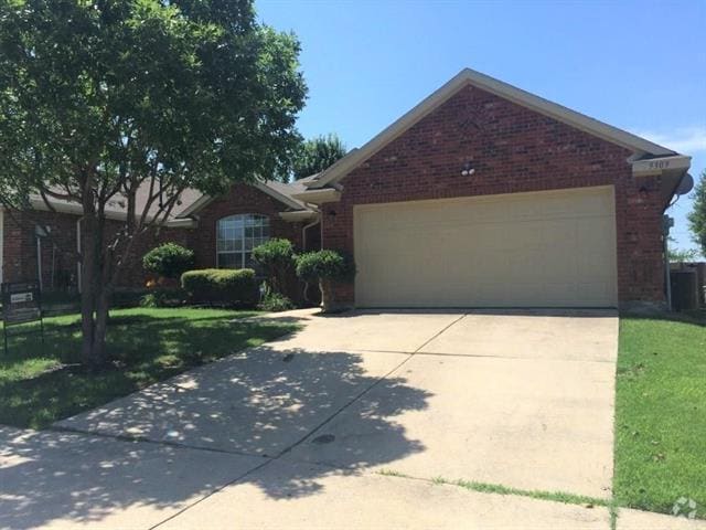 Building Photo - 9309 Chesapeake Ln Rental