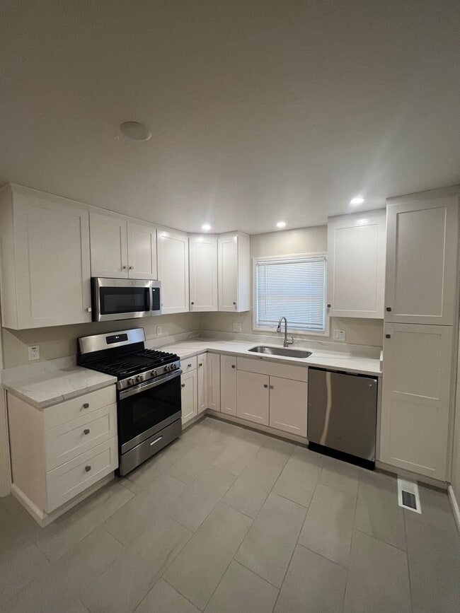 Photo - Beautifully Remodeled 2 Bedroom 1 Bathroom in the McDonald Area of Northeast Santa Rosa