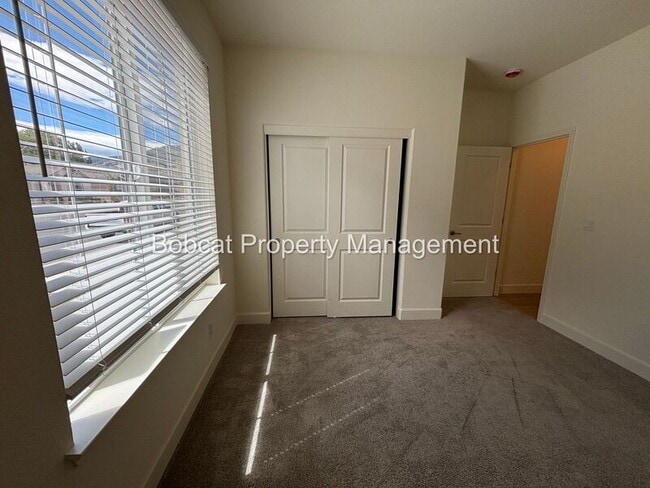 Photo - 1484 W Sunset Way