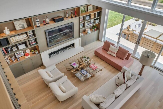 Photo - 108 Mill Creek Close