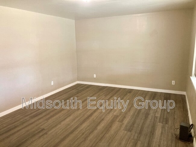 Photo - 127 Northside Ave Unit 127