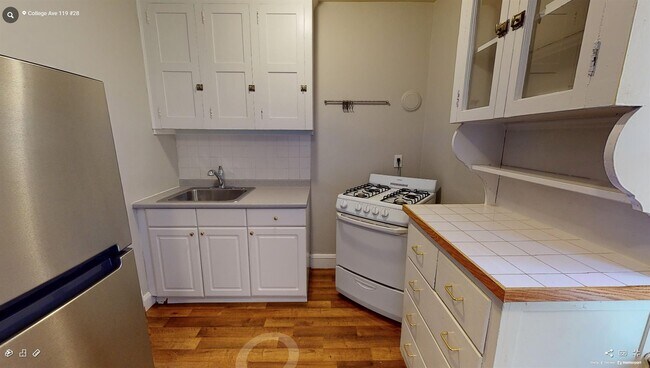 Photo - 120 College Ave Unit 1