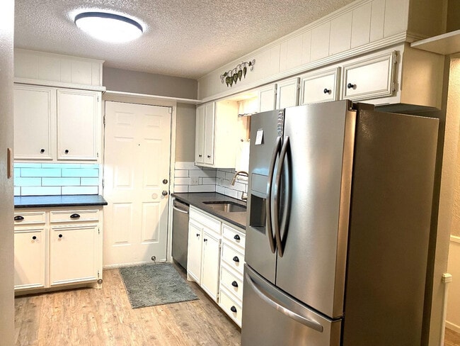 Photo - 9818 Jordan Ave