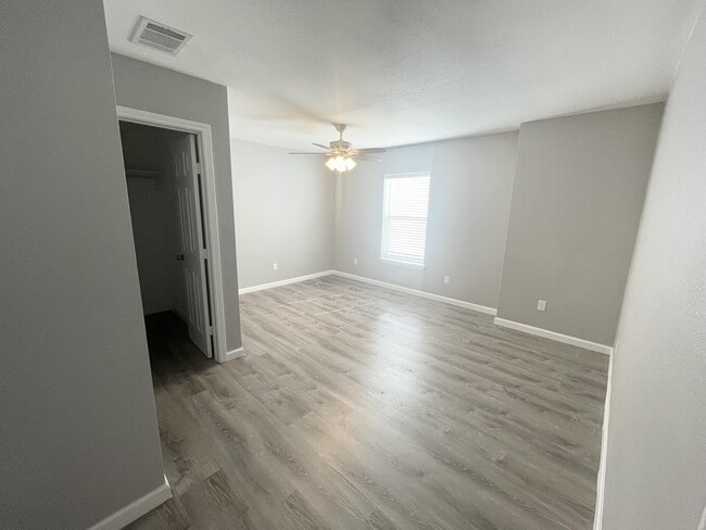 Photo - 120 Ridgmar Rd