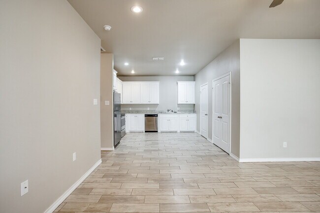 Photo - Gorgeous Duplex in South Lubbock
