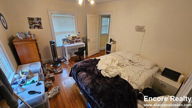 Photo - 52 Greycliff Rd