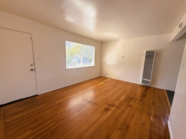 Photo - 3420-3426 Carlson Blvd Unit 3424