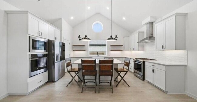 Photo - 2646 Wastelbread Ln