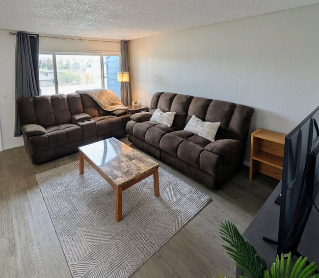 Photo - 1009 W 30th Ave Unidad 7