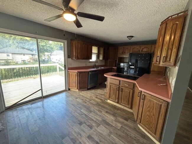 Photo - 224 SW Kingscross Rd