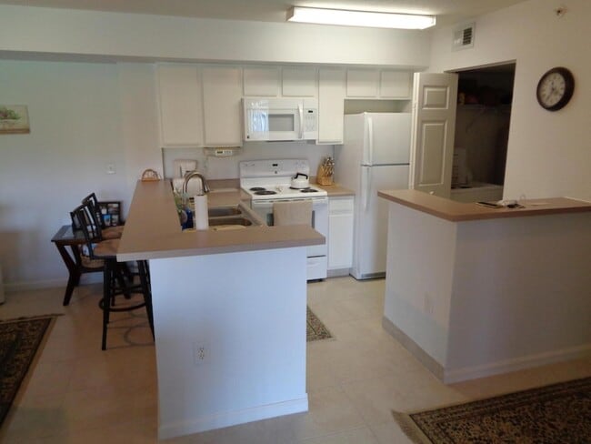 Photo - 191 SW Palm Dr Unit 102