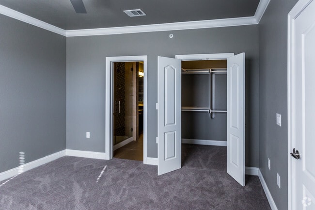 1BR, 1BA - The Richland - Bedroom