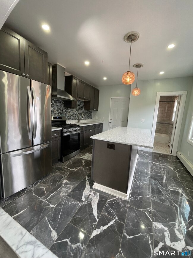 Photo - 176 Pearl St Unidad 3rd Floor