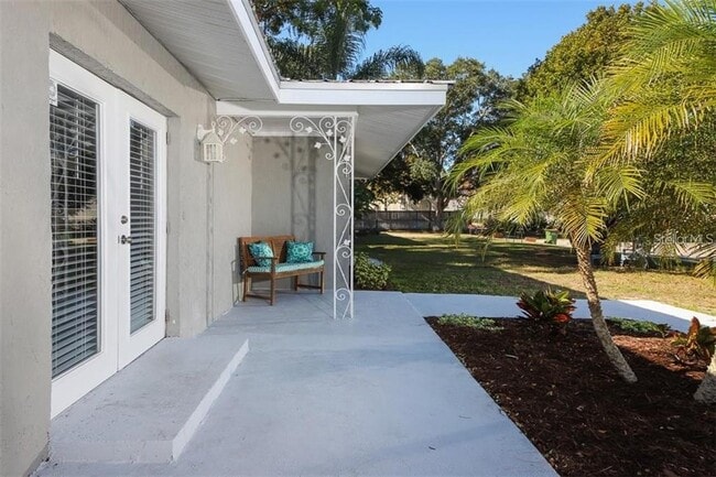 Photo - 2060 Sunnyside Pl
