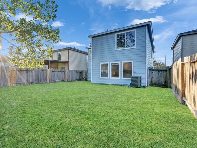 Photo - 8131 Chancewood Ln