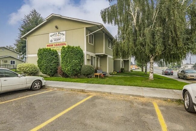 Photo - 800 S County Rd Apartment