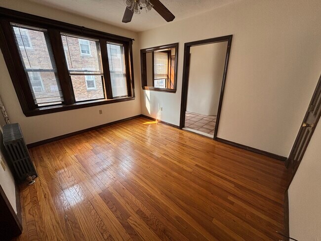 240 Kelton St Unidad 4